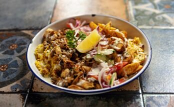 Lemony Tuna & Bean Rice Bowls